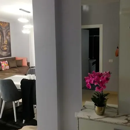 S.e.v. Sunset Homes Apartment *