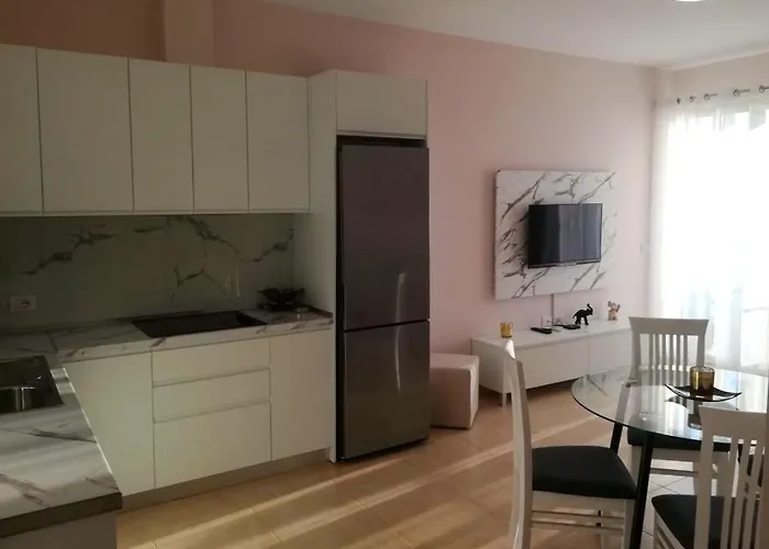 S.e.v. Sunset Homes Vlorë