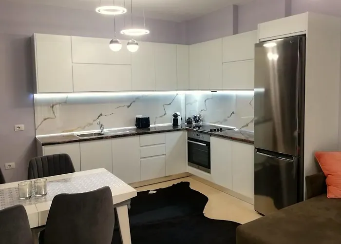 S.e.v. Sunset Homes Vlorë